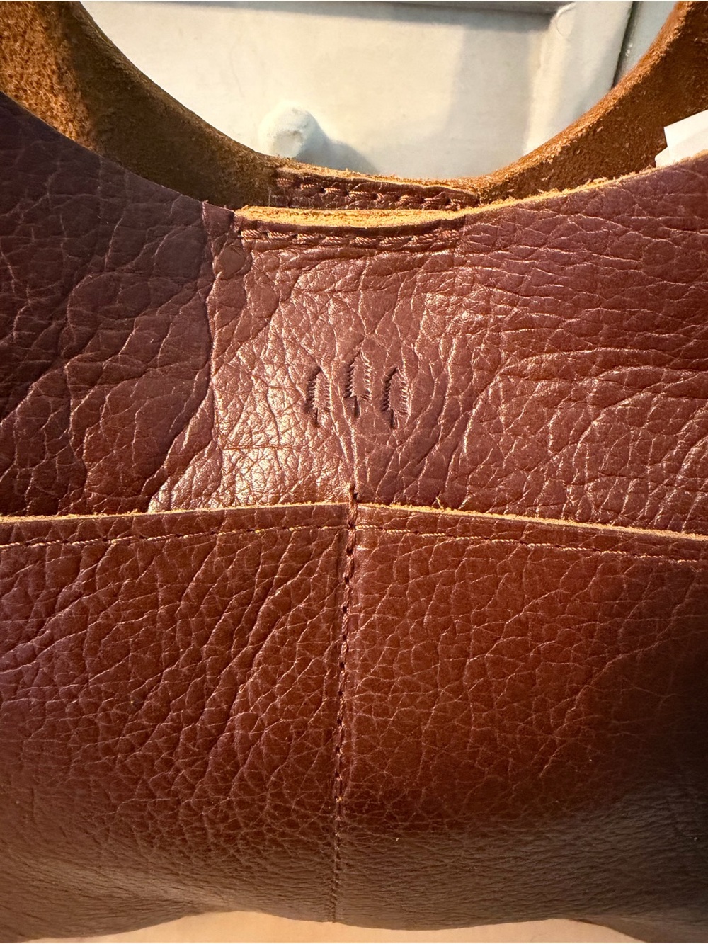 Portland Leather Large Madison Shoulder Bag - Picture 6 of 7